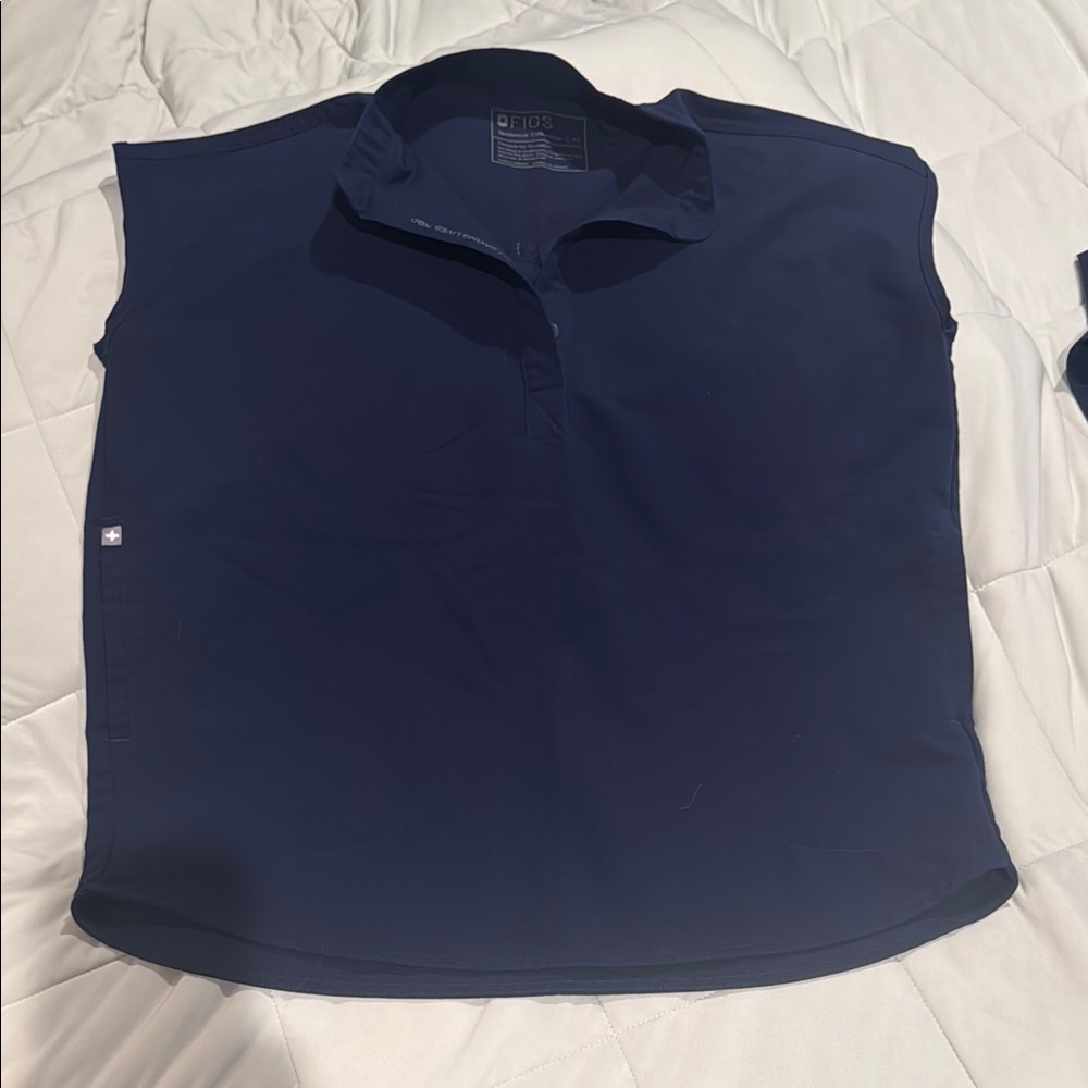 FIGS Rafaela oversized scrub top